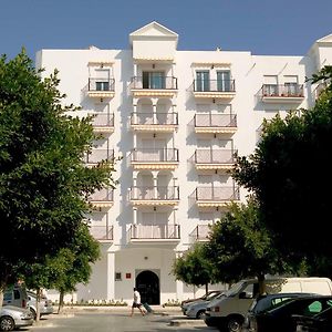 Apartamentos Miguel Angel